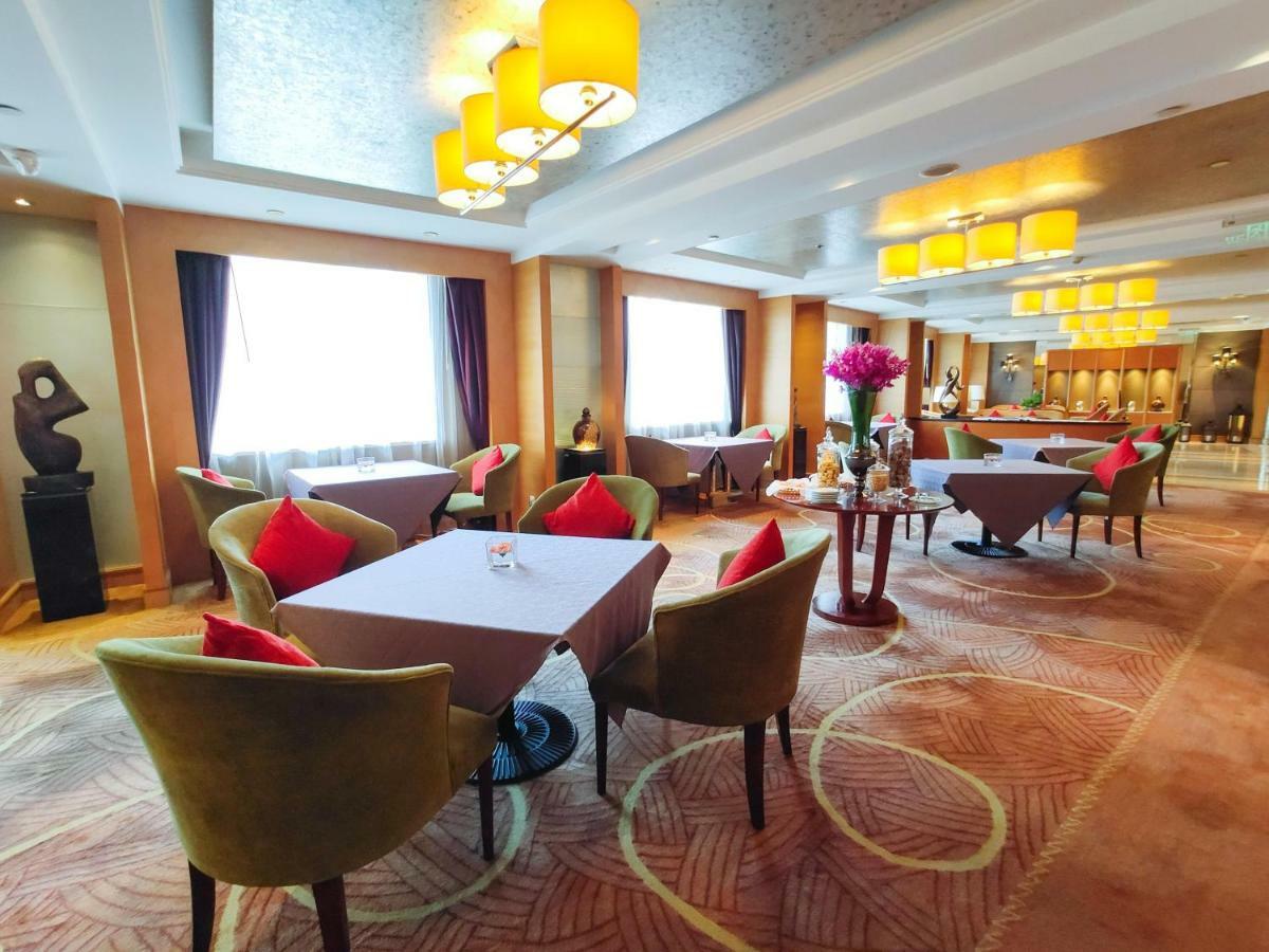 Chengdu Taihe International Hotel Екстериор снимка