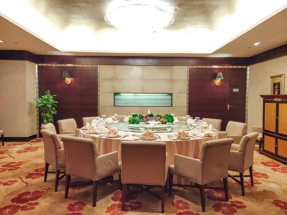 Chengdu Taihe International Hotel Екстериор снимка